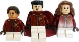 "LEGO Minifigure Fun Pack Harry Potter Hogwarts displayed"