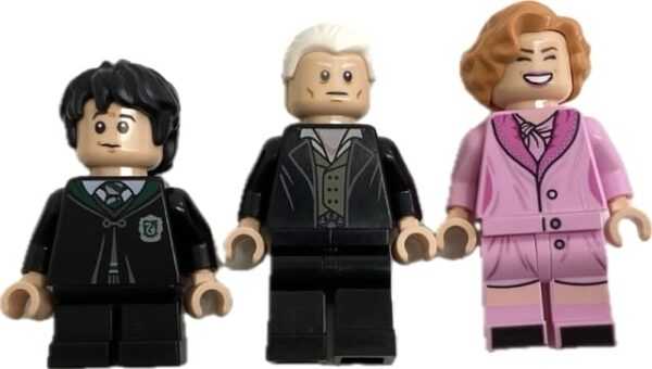 "LEGO Minifigure Fun Pack Harry Potter Hogwarts with characters"