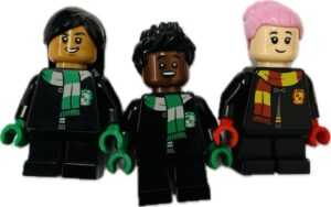 "LEGO Minifigure Fun Pack Harry Potter displayed"