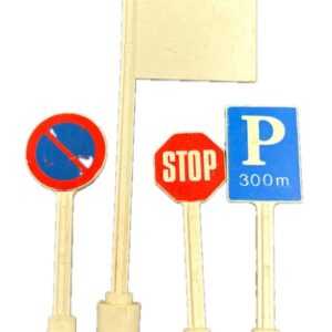 "LEGO Vintage Roadsigns and Flag Fun Pack displayed"