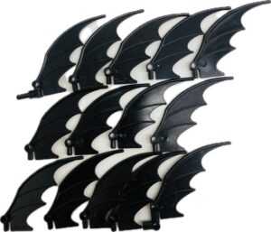 "LEGO Dragon / Bat Wings Fun Pack displayed"