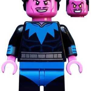 "LEGO DC Superheroes Sinestro Minifigure display"