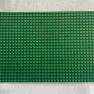 "LEGO Vintage Green Baseplate 24×40 displayed"